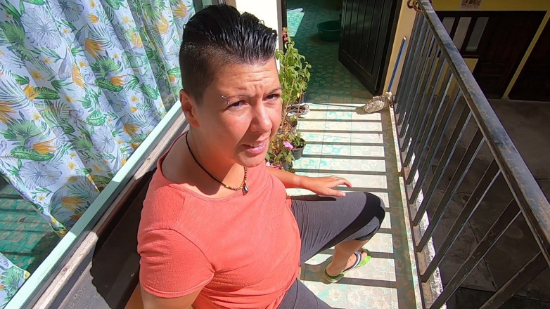 bekycarril: Pompino e ingoio al sole sul balcone