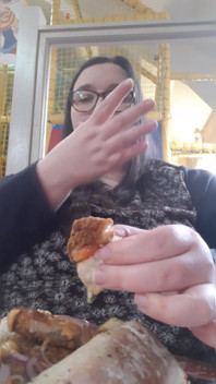 SSBBW quay phim bí mật bữa ăn với gia đình kế (video này không có âm thanh)