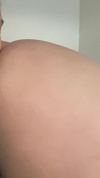 Eu chupo a bunda peluda da minha namorada
