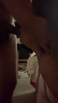 Náčivé setkání s vzrušenou zralou milfkou sexu