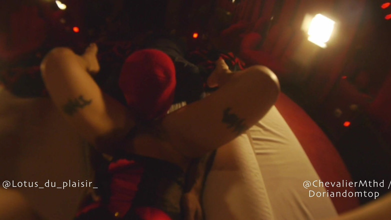 Dorian Fitt: ホットルーム:新しい黒いブルと関係を持つ