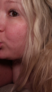 POV : Piggy Rose est une salope affamée de bite 4k
