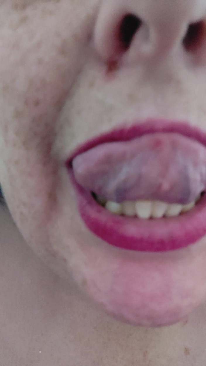 AngYourDirtyCanadian: Um pouco de boca togue e dentes