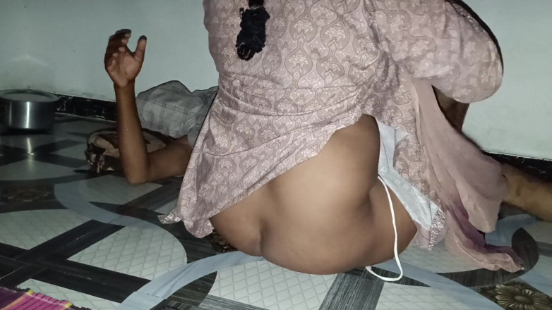 Bhabhi UP: Desi Couple