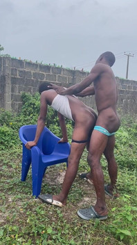 Fazendo sexo na bunda
