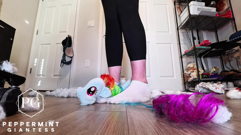 Peppermint Giantess: 67 Giantess in Dirty Socks Slowly Destroys Huge Plushie to...
