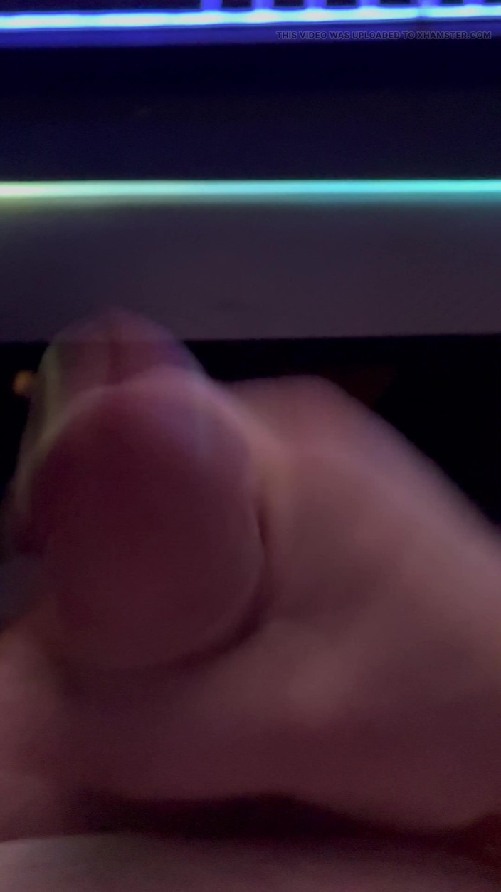 Respawn Daddy: Quick Cum Time While Jerking off