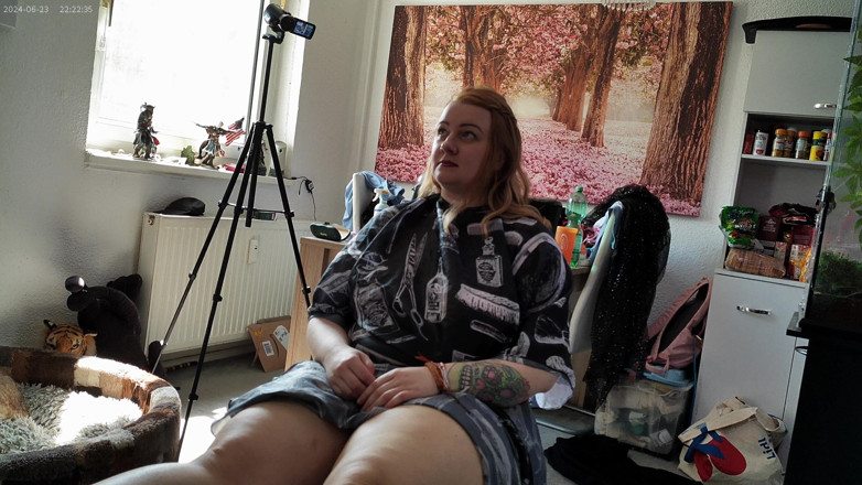 Bigbubskity: Hairdresser Visit with Blow
