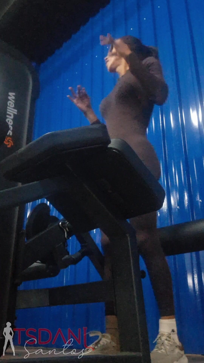 Tsdanisantos1: Video yang sangat bagus di gim semasa saya berlatih.