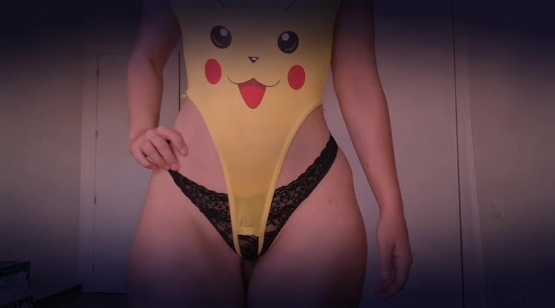 Holycandy: Blonde Latina Sexy