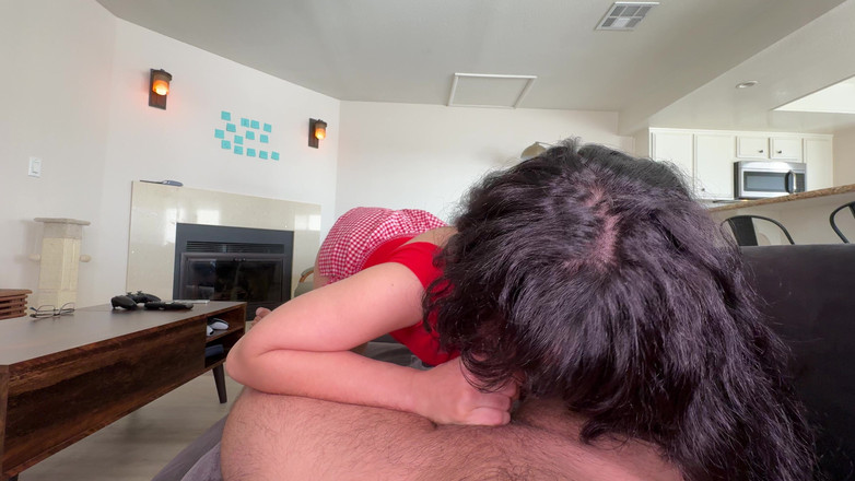 Dante Colle: Petite Girl Squirts on His Cock