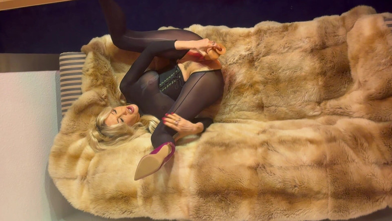 Porno Cloud: Dolly Buster Se Vzrušuje Sportem Nové