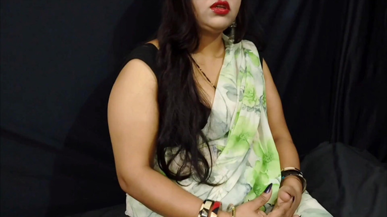 Sexykajalbhabhi: Indyjska macocha i pasierb