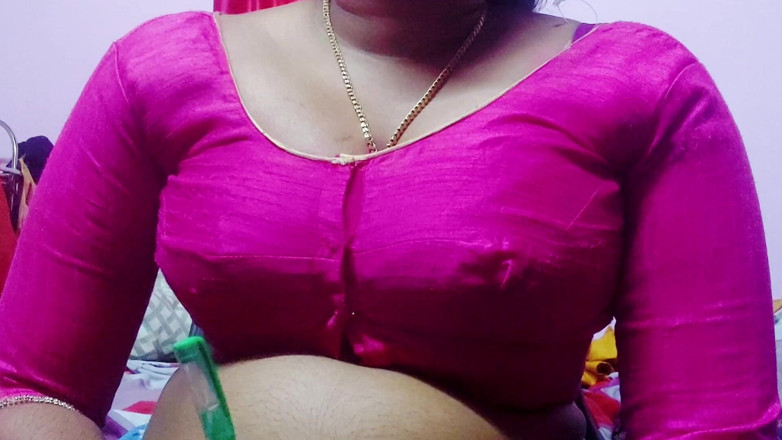 Desi Mohini: Super žhavé desi ženy Mohini má sex s BF