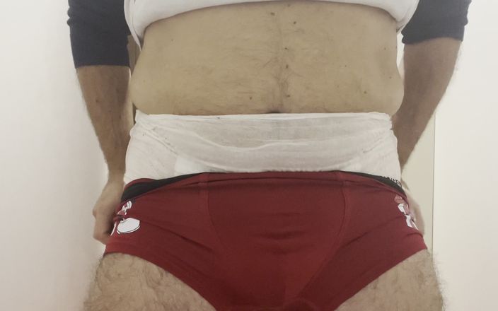 Diapers_MD: BBW pissar med liten kuk