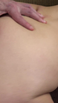 Suzy Wylde bere Dicka, aby zachránila lidstvo