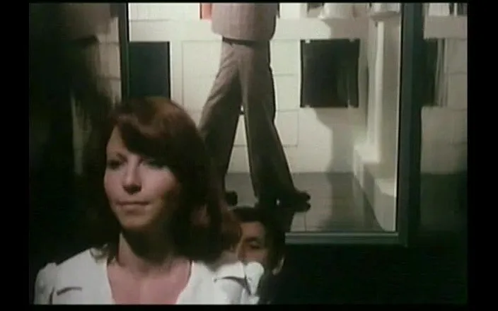 Bisco Birchwood Productions: French spanking classic! French language