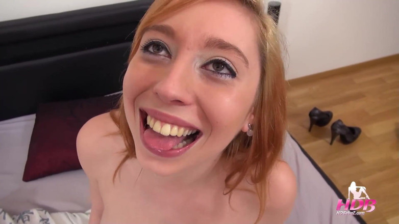 Cum Eating Cuties: 112 - 2 nanas baisent pour avaler du sperme