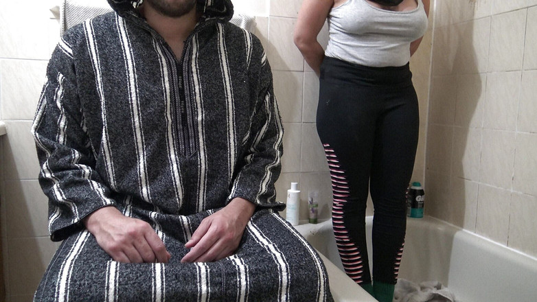 Souzan Halabi: Зрілу арабську дружину спіймали на зраді з чорними хлопцями в Лондоні