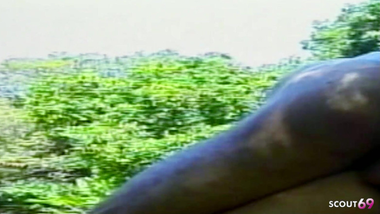 Shemale TS Collection: Trans bionda viene segretamente scopata nei boschi nel suo stretto...