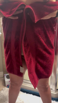 My Sweet Chubby Latina Wife Showering