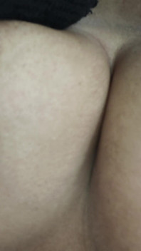 어린 배다른 아들과 섹스하는 타밀 계모와 배다른 아들