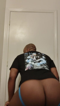 Lightskin Twerking Ass