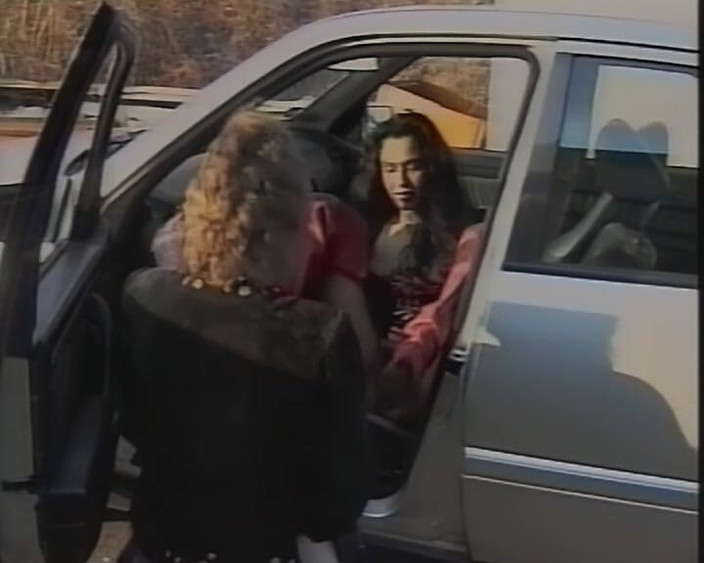 GERMAN PORN CLASSICS: Dominatrix bi lesbian yang pelik