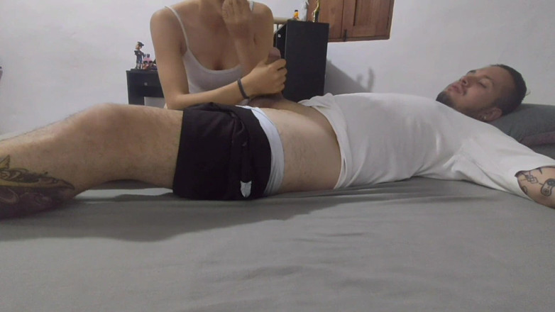 xMilfucker: I Fucked My Friend, It Turned Out to Be a...