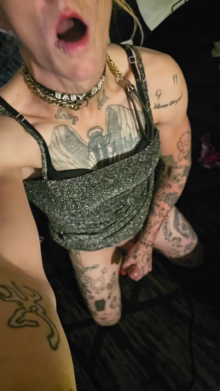 Lynn Kaotik: Filthy &amp;fine transgirl spielen mit sperma, ihrem eigenen und ein paar...