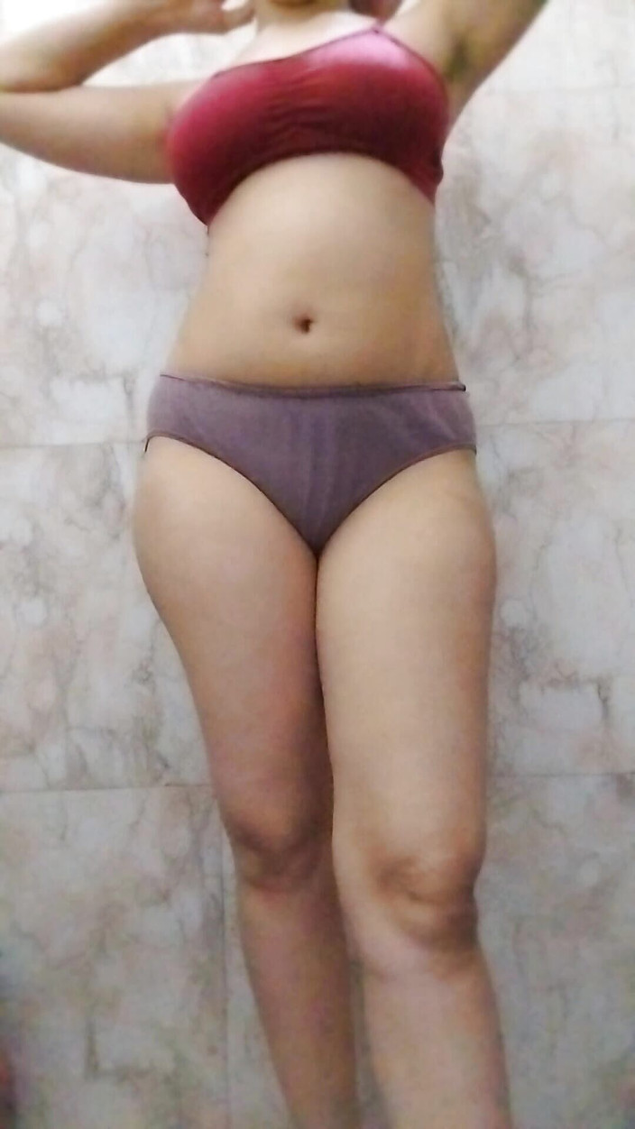 Riyathakur: Riya Thakur ep. 32