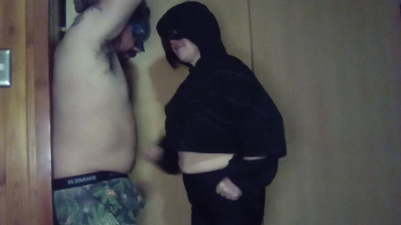 Mois Fantasys: Mois slave - soco na barriga