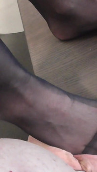 Nylon Feet CBT