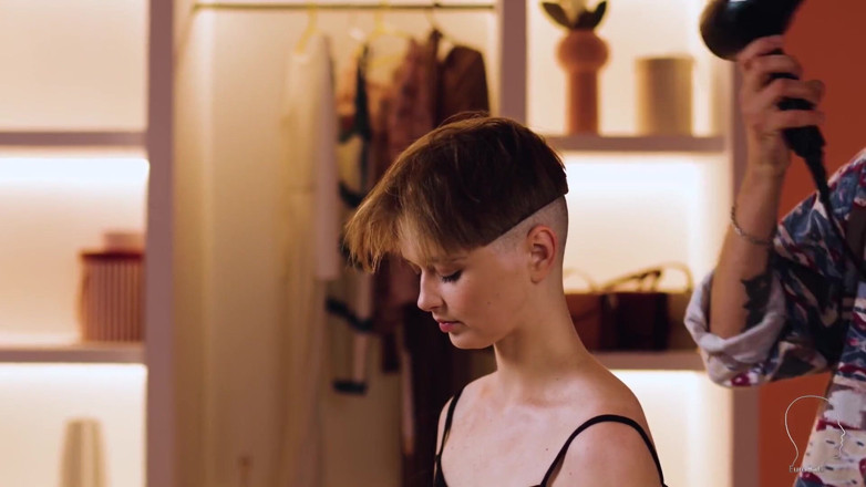 Euro Bald: Natalia