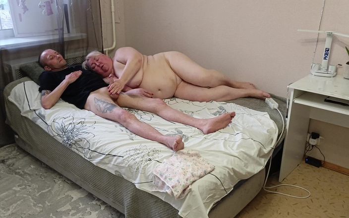 Zona901: Přítelkyně ošukaná do pusy, kundička zezadu a výstřik na velký...