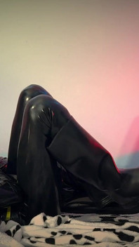 Latex drohnen-session gasmaske, socken fetisch & leidenschaftliches switchspiel