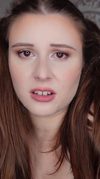 Guardando il video cornuto di tua moglie
