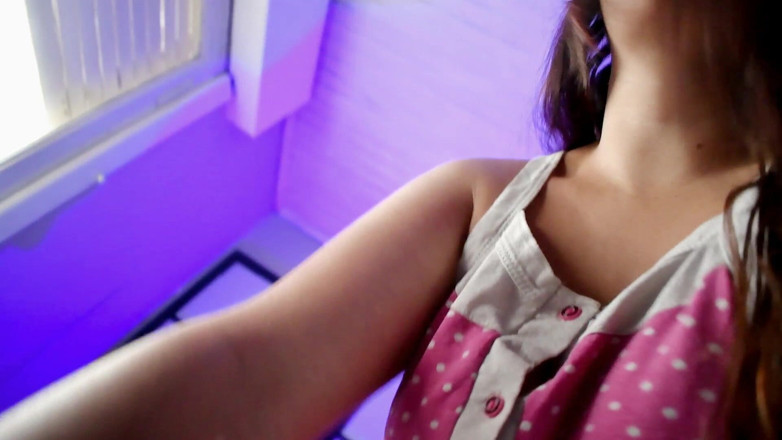 melu_world: Pov ti trasforma in un palloncino e cavalca fino a...