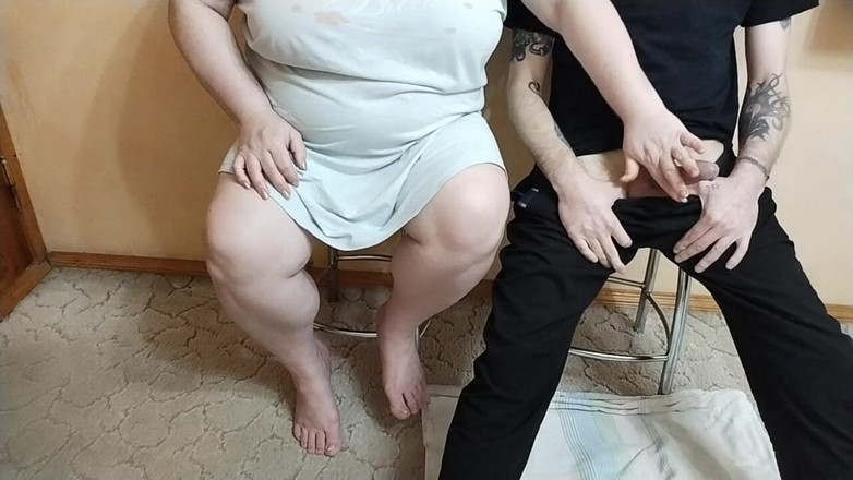 Zona901: मोटी चोदने लायक मम्मी से मेरे लंड की मैनुअल उत्तेजना और वीर्य