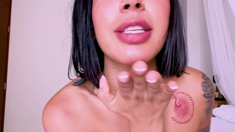 Kiitty sweet: Kitty gebruikt haar toverstaf om veel room te krijgen