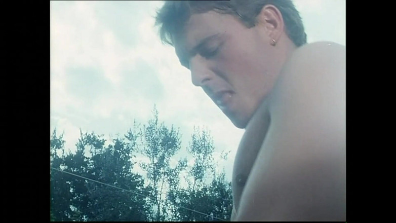 FM Video VOD: Stâna mamei vitrege Hebe - film complet original netăiat