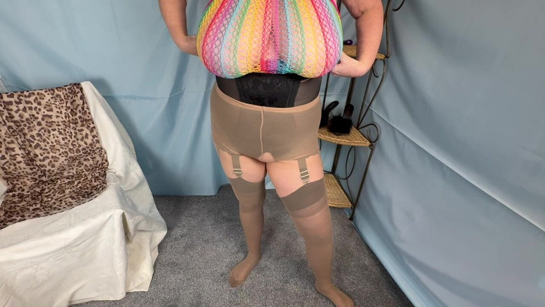 Aunty Sandra vintage girdle queen: Vgq14 아줌마 산드라 다시 겹쳐