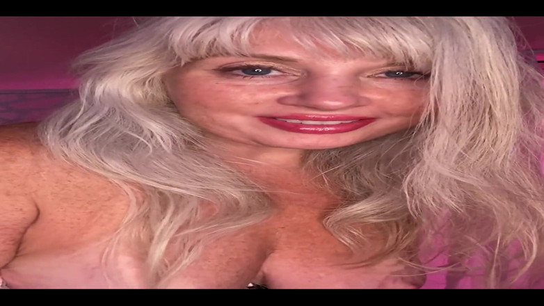 PaintedRose: Kekasih ibu tiri dicium