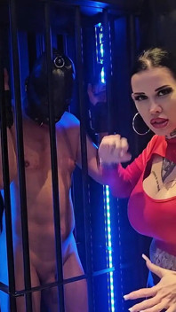 Miss Alessa Milano Aufgezogen, Abgestraft, Ausgepeitscht Part 1