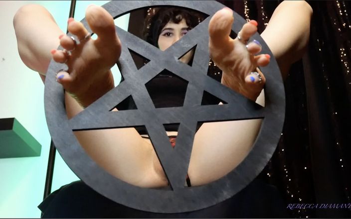Rebecca Diamante: Pancutan mani awak di dalam pepek syaitan saya