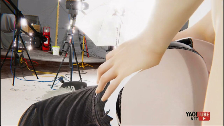 Yaoitube: Yaoi Emo Femboy este futută pe capota unei mașini