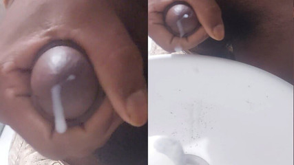 PujaRay2024: Hari ini kami masturbasi sambil mengingat celana dalam wanita yang...