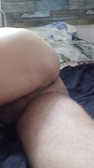 Haus86: Ass Close-up