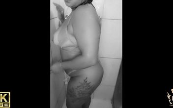 My Neighbor Masturbating in the Bathroom for Her Lover