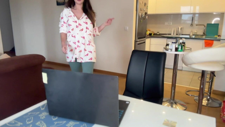 YooYa ASMR: La Trique De La Belle-mère a Été Attrapée Par Son Beau-fils...